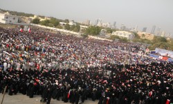 الكاتب آل غراش : جنون العظمة يهدد البحرين والمنطقة